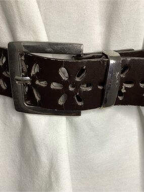 Vintage Brown Floral Cutout Belt with Silver Hardware S Up to 36”